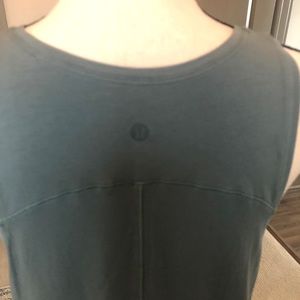 Lululemon tank, size 8